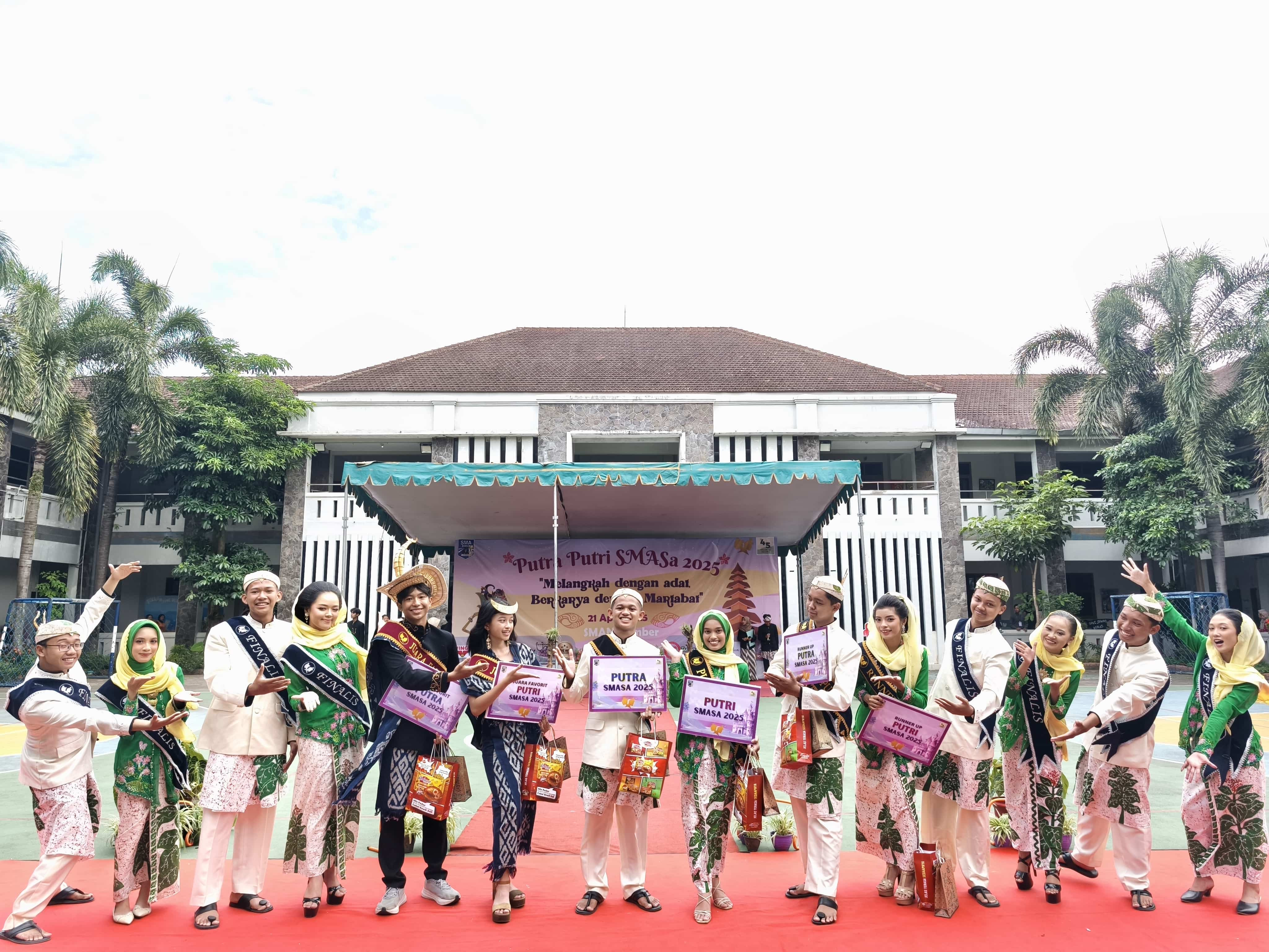 Putra Putri SMASA tahun 2025 dengan Tema : Melangkah dengan adat Berkarya dengan Martabat