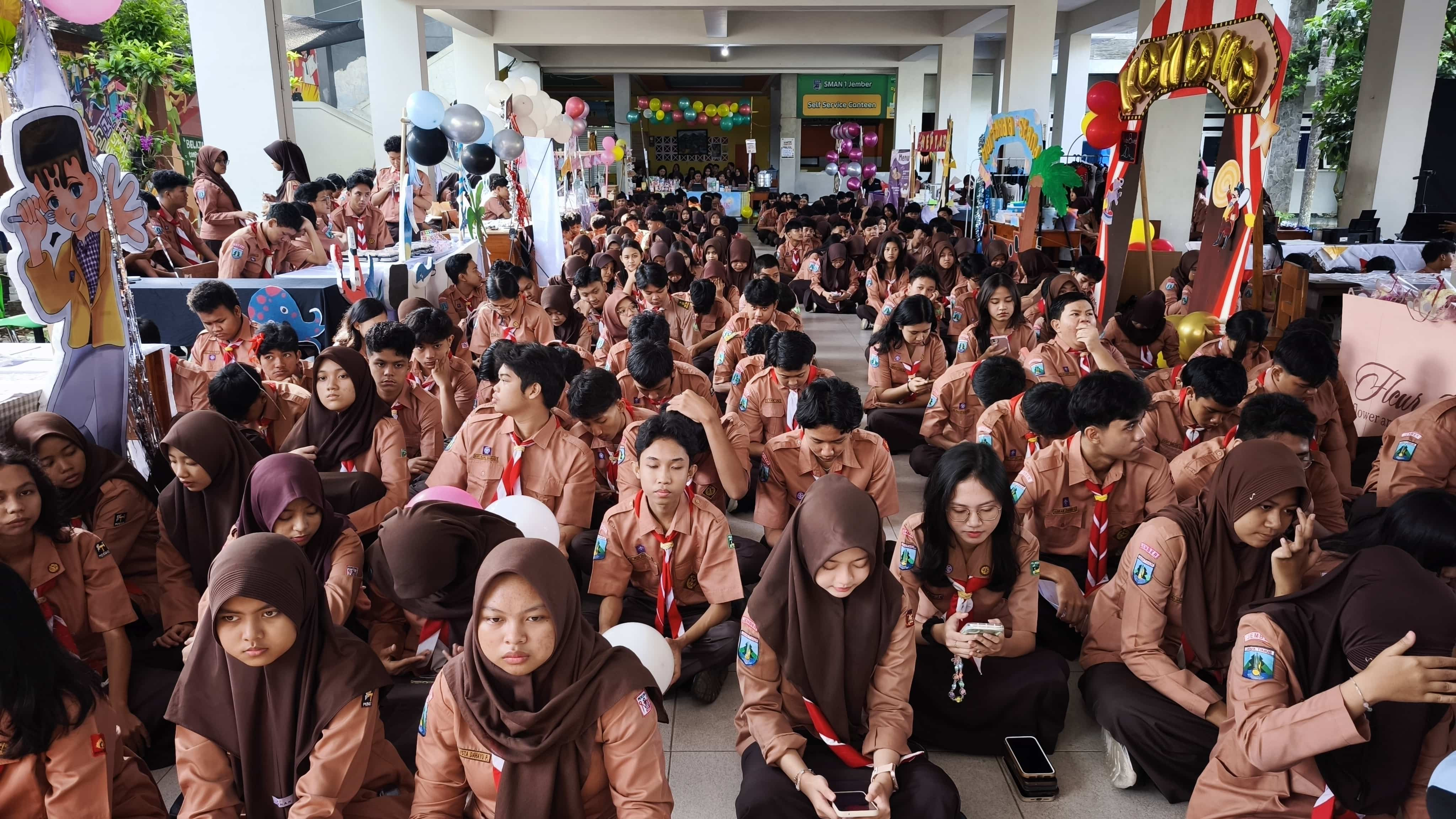 Gelar Karya P5 Kelas X dengan tema Ide Kreatif dan Inovatif Jadi Cuan Menuju Entrepreneur Sukses