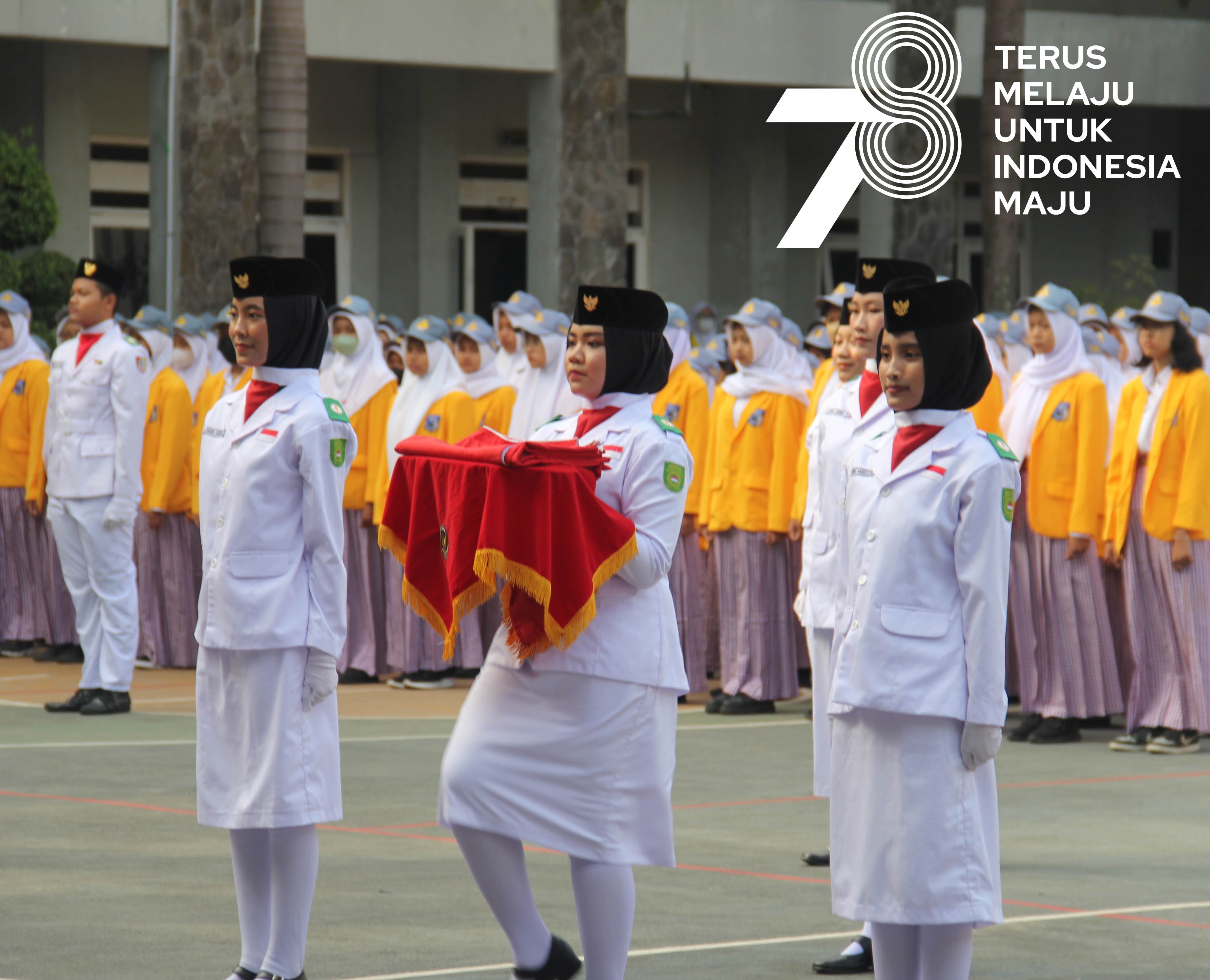 Upacara Peringatan HUT ke-78 RI di SMA Negeri 1 Jember