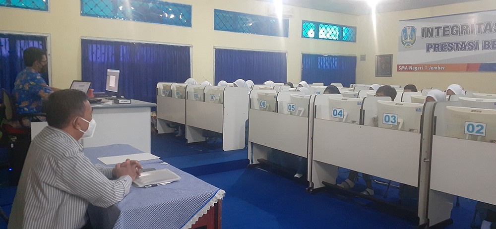 Pelaksanaan OSN-K 2022 di SMA Negeri 1 Jember