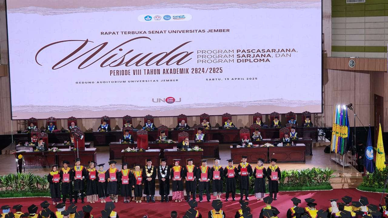 Keluarga Besar SMA Negeri 1 Jember mengucapkan:   Selamat dan Sukses  kepada Bapak Dr. Suryadi, S.Pd