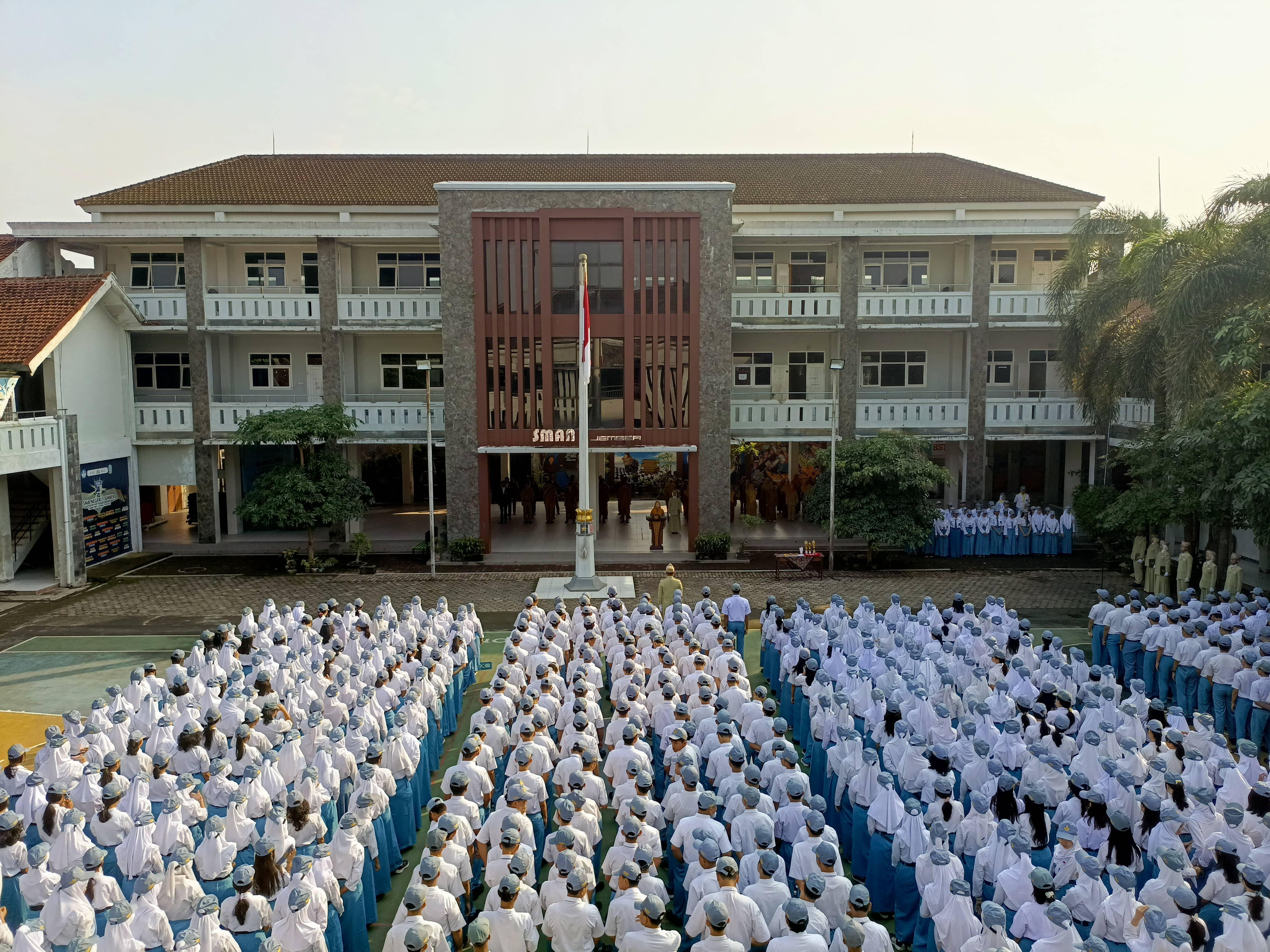 Upacara Bendera Hari Senin, 14 April 2025