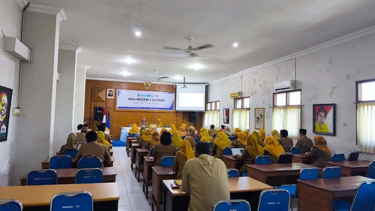 Rapat Pleno Penentuan Kelulusan Kelas XII SMAN 1 Jember