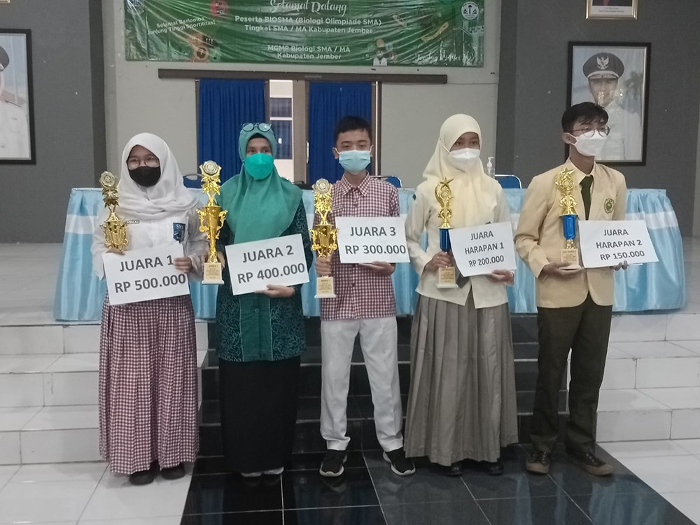 Juara Biologi Olimpiade SMA/MA Tahun 2022